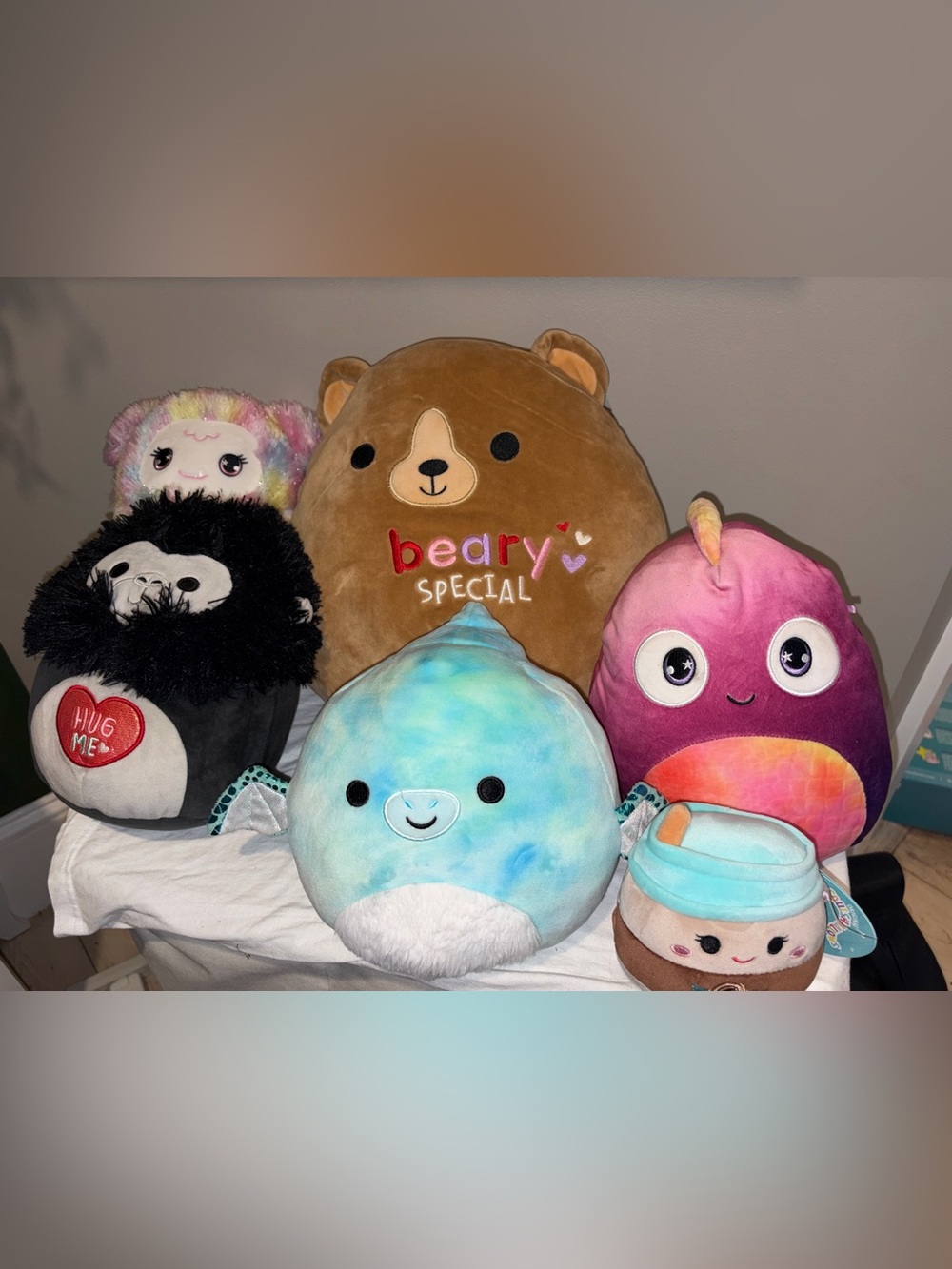 Bundle of 6 Squishmallows- 5 Tagless, 1 w/ Tag - 1 Flip-A-Mallow(good condition)